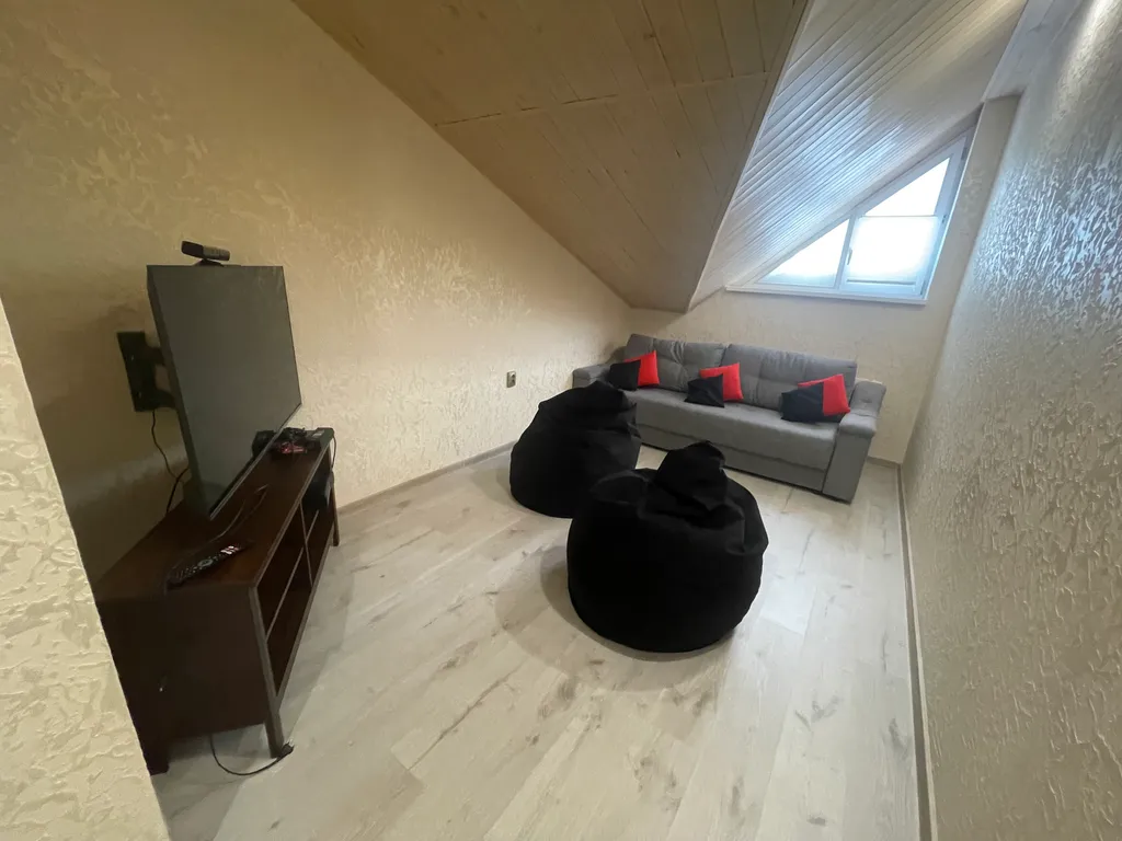 4-комнатный таунхаус на Банное