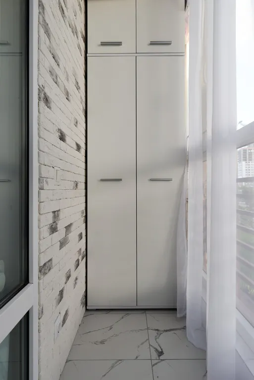 Прекрасная стильная квартира Инь янь