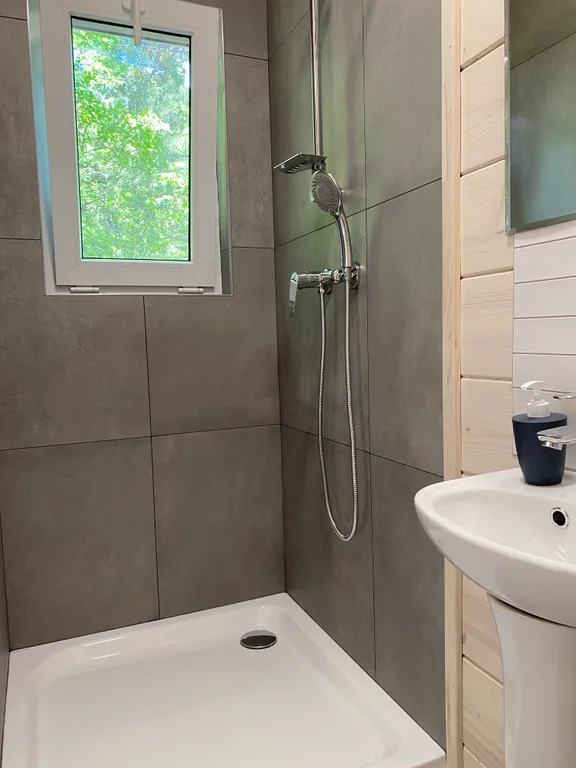 Домик в тихом месте у моря