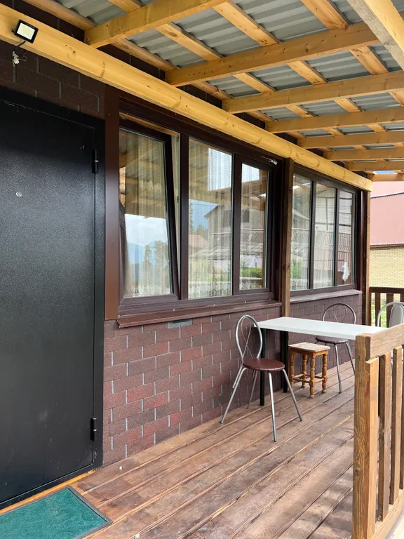 Домик с кухней на первом этаже