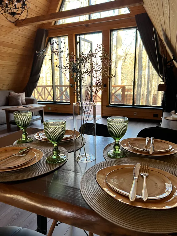 Коттедж а-фрейм атмосфера