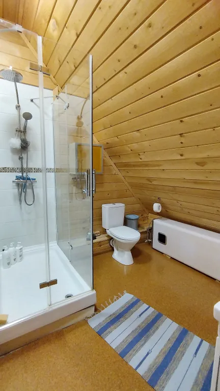 Уютный дом в тихом месте