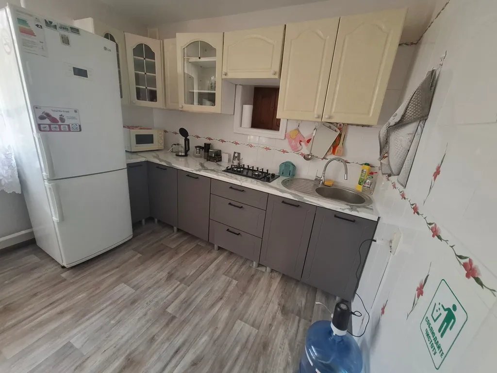 Тихий уютный дом вдали недалеко от центра, рядом с Московским вокзалом