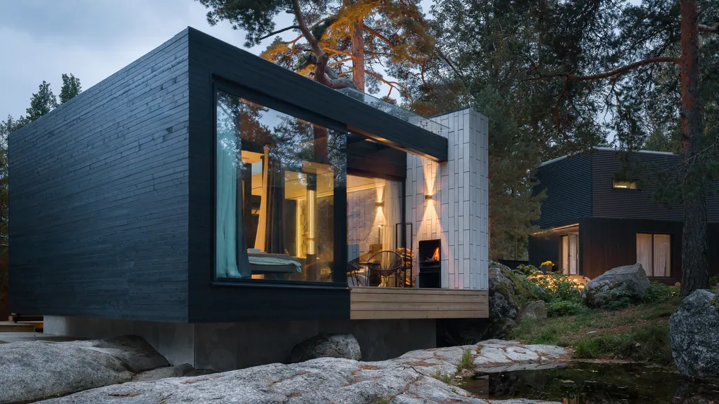 Загородный дом Stockholm с панорамными окнами на берегу реки Вуокса