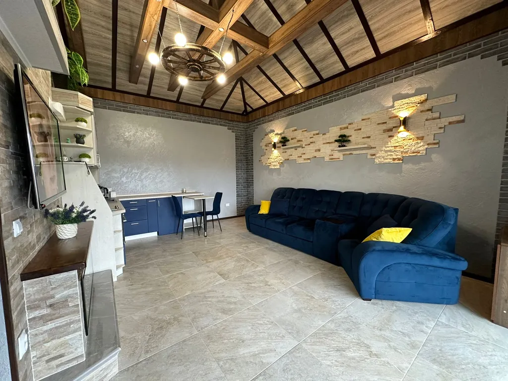 Домик у моря и озера