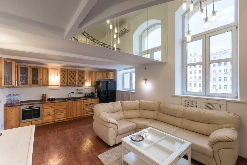 Трехуровневые апартаменты у Кремля