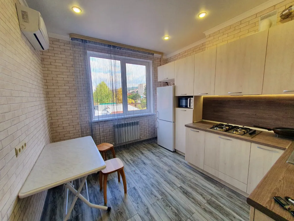 Квартира Квартира с новым ремонтом и видом на бухту — Геленджик