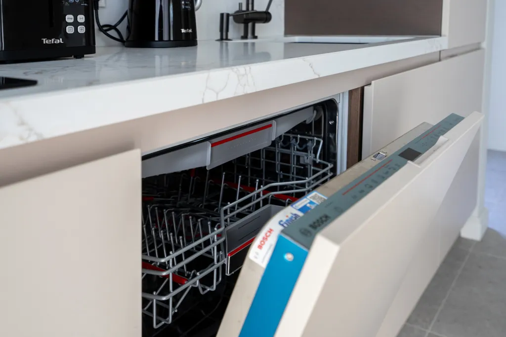 Дом с кедровой сауной и подогреваемым бассейном