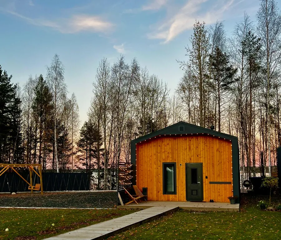 Дом на берегу озера в Карелии