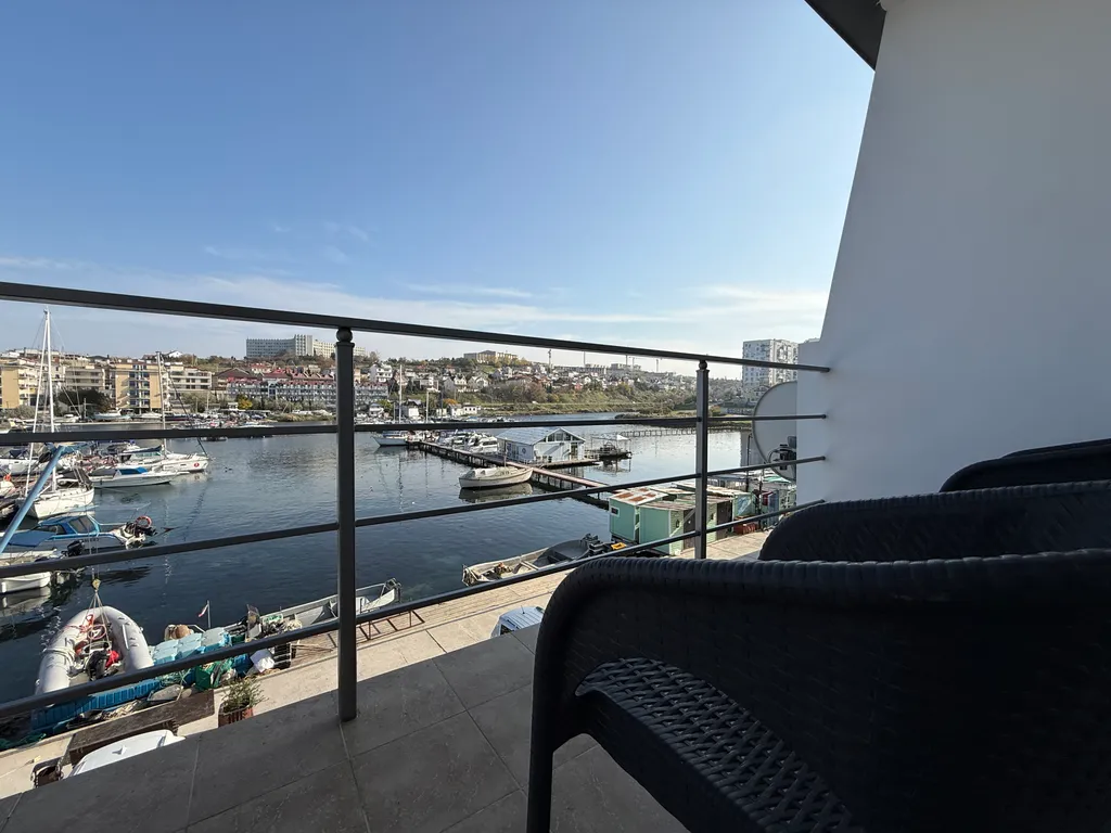 Квартира 1-комнатная квартира, пляж 10 минут, рядом Парк Победы — Севастополь