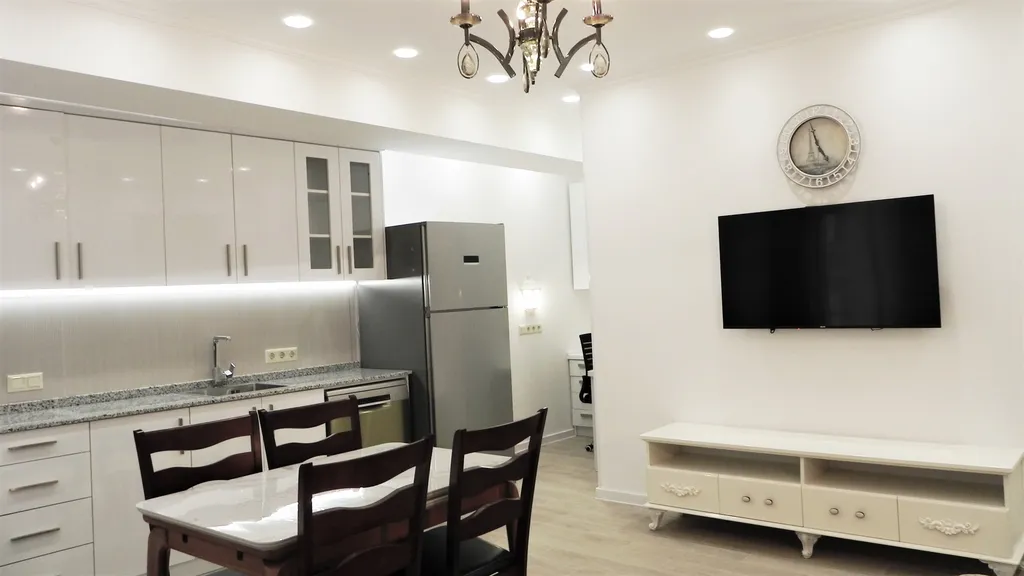 Уютная квартира в центре города у моря