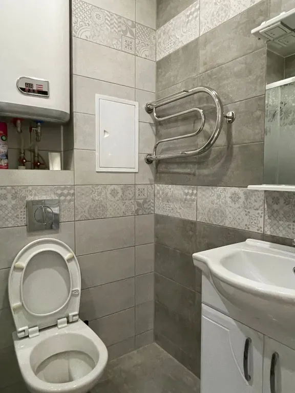 Однокомнатная квартира у метро Яшьлек