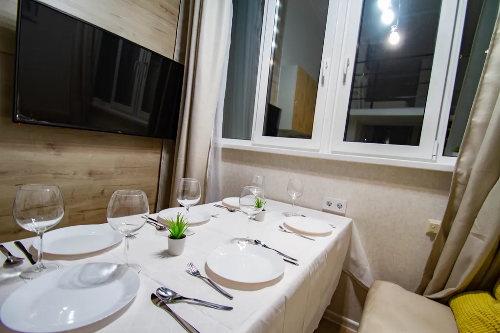 Двухъярусная студия с дизайнерским ремонтом