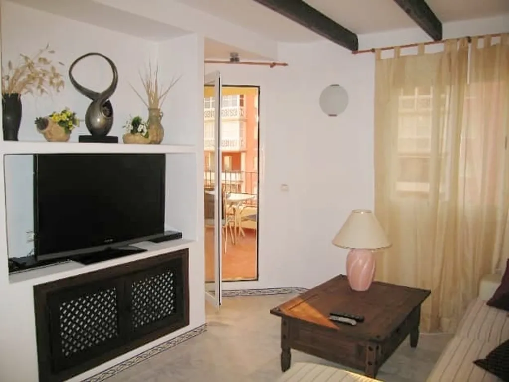 4-комнатная Квартира