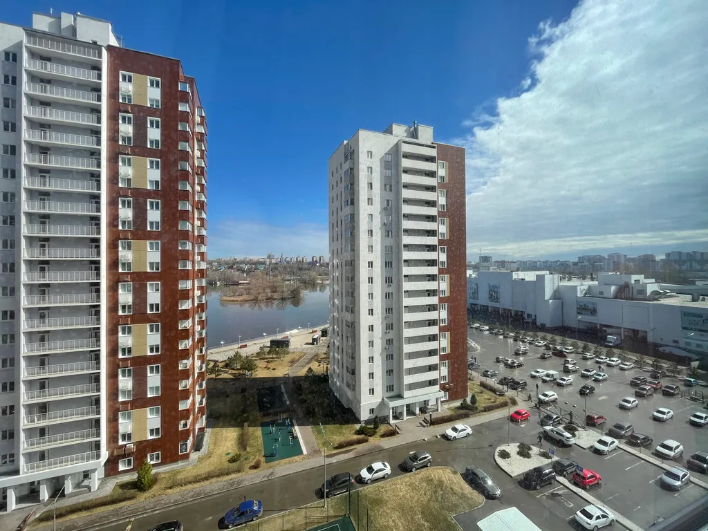 Студия с панорамными окнами на Свиягу