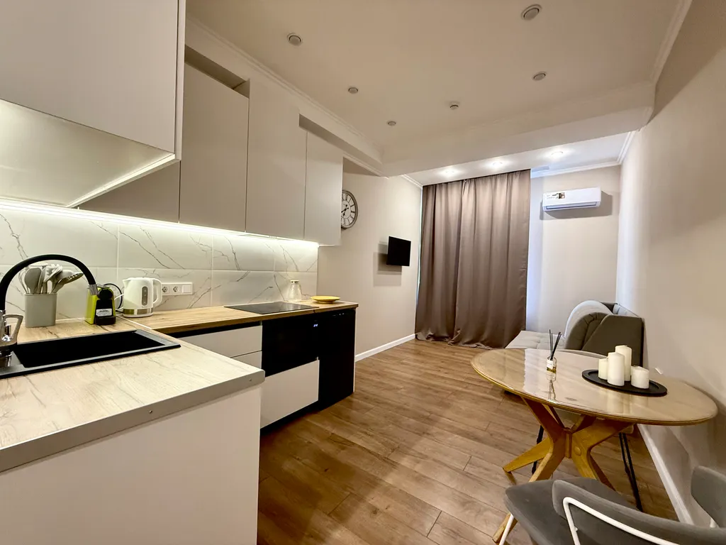 Квартира 312 апартамент ЖК Арт Ялта в центре Ялты — аренда посуточно в Ялта