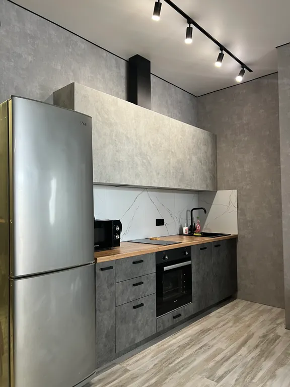 Уютная квартира напротив ГЛЦ Банное