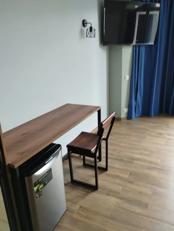 Комната с панорамным окном в центре Агоя