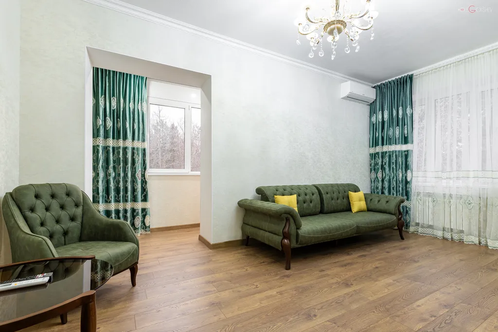 Уютная квартира с видом на липы и сосны