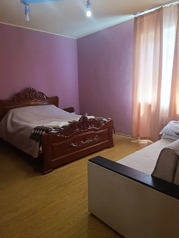 Часть дома с бассейном