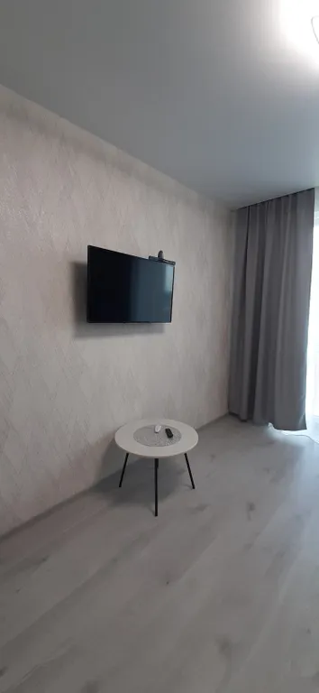 Отдых на берегу Балтийского моря на пляже с синим флагом