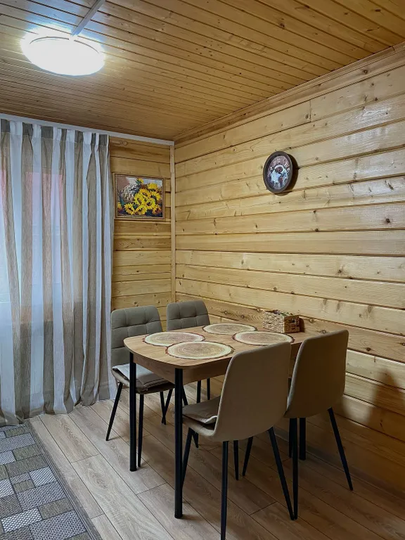 Уютный дом в тихом месте с видом на Ладогу