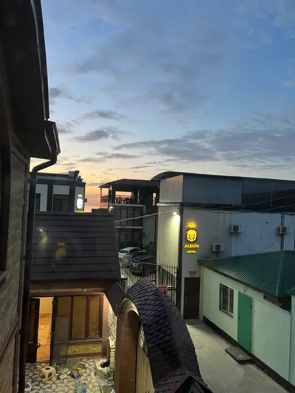 Уютный дом на море