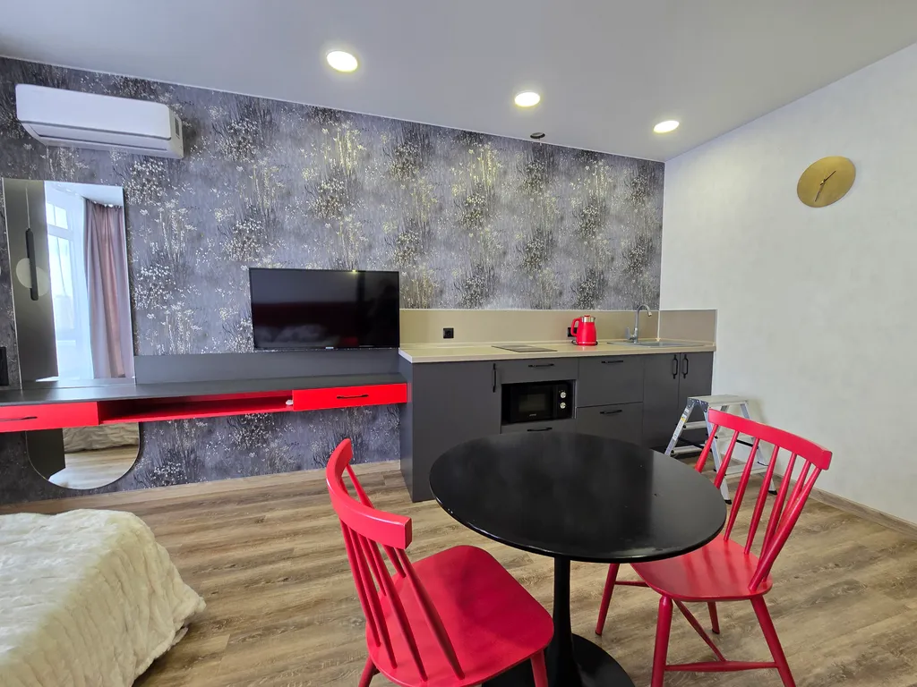 Возле парка Ангелов