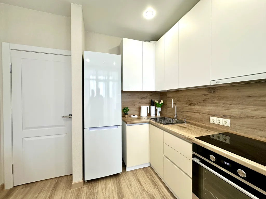 Уютная 1-комнатная квартира с видом на набережную и реку Свияга