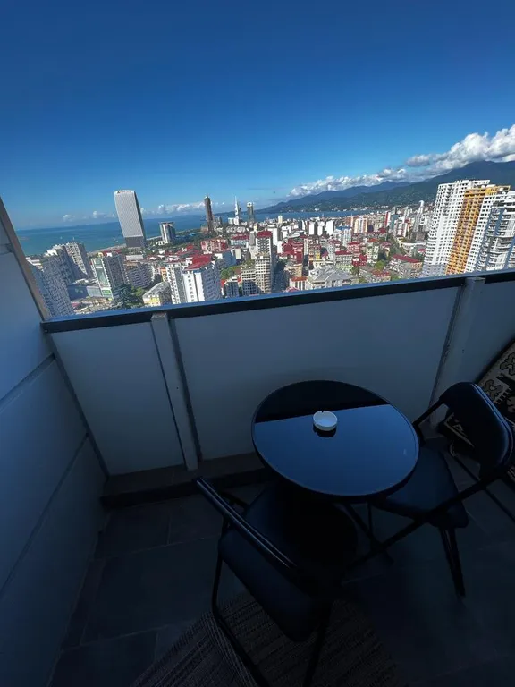 Квартира Апартаменты с шикарными видами и отдельной спальней — Батуми