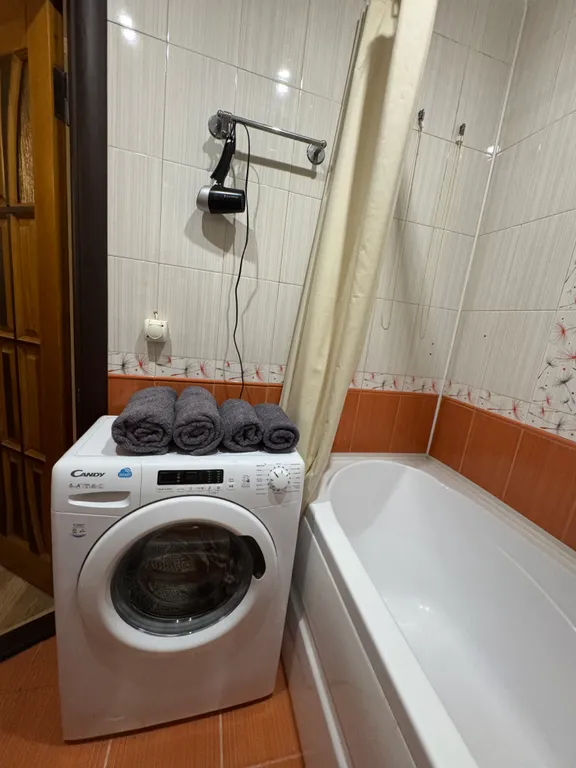 Уютная двухкомнатная квартира в 3 минутах ходьбы от центра города