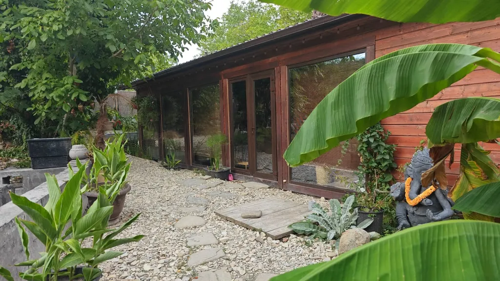 Коттедж Большой дом — аренда посуточно в Береговое