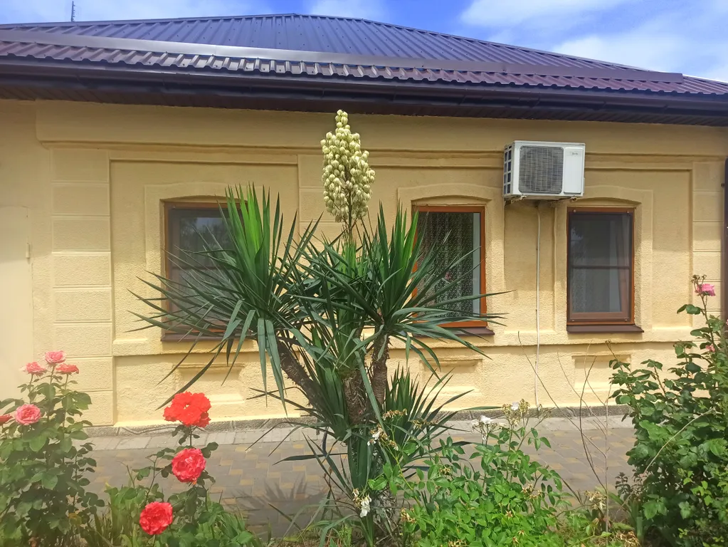 Коттедж Домик у Ларисы — Анапа