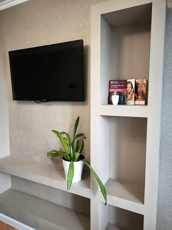 Солнечная двухкомнатная квартира с видом на город