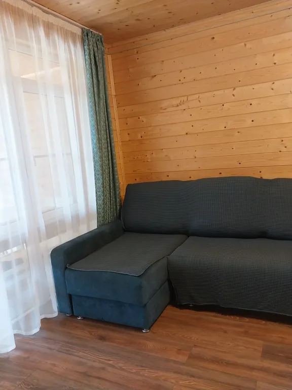 Коттедж Уютный домик со своим отдельным двориком — Кучугуры