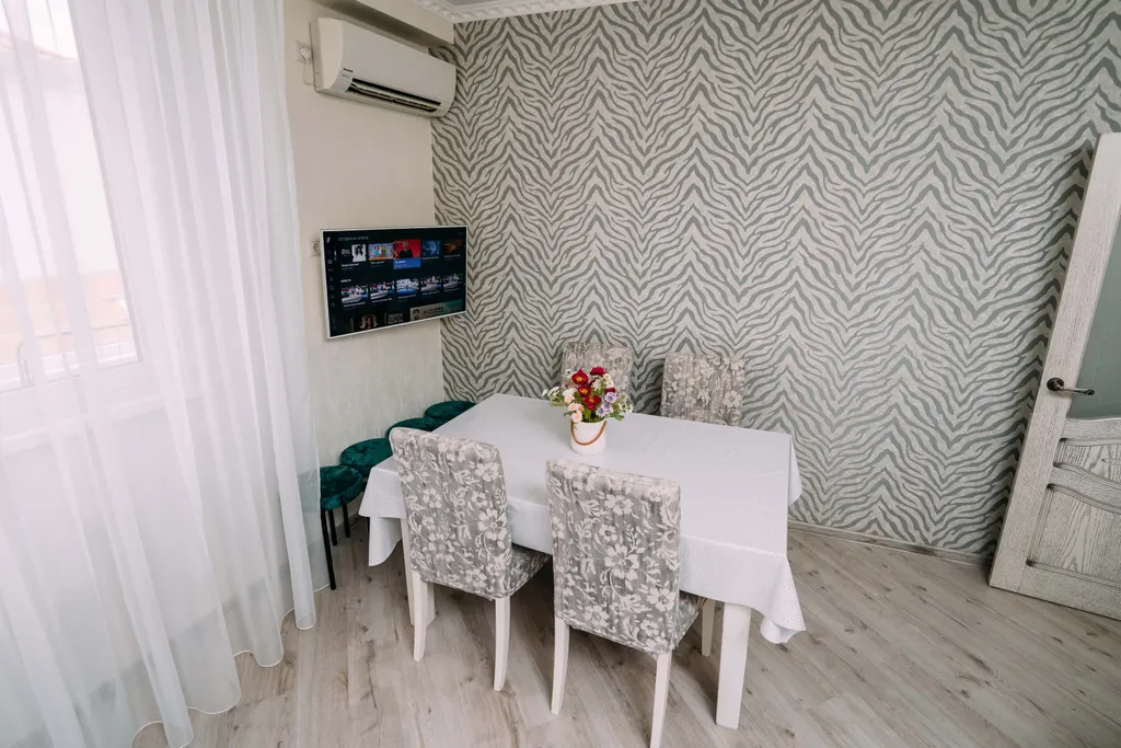 Для большой семьи и компании