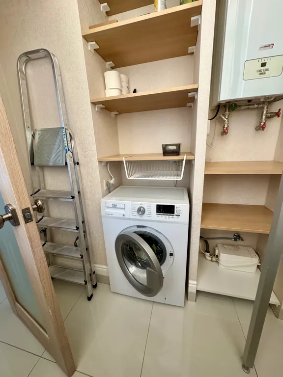 Новострой с панорамным видом на б. Пушкина