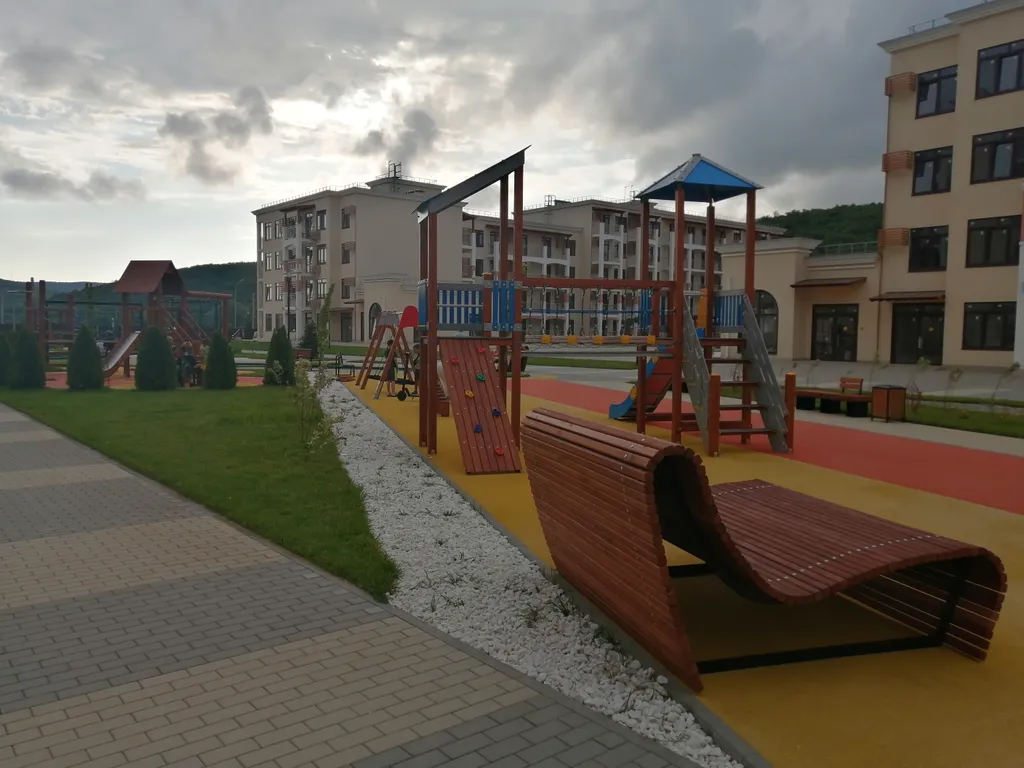 Квартира у моря с бассейнами