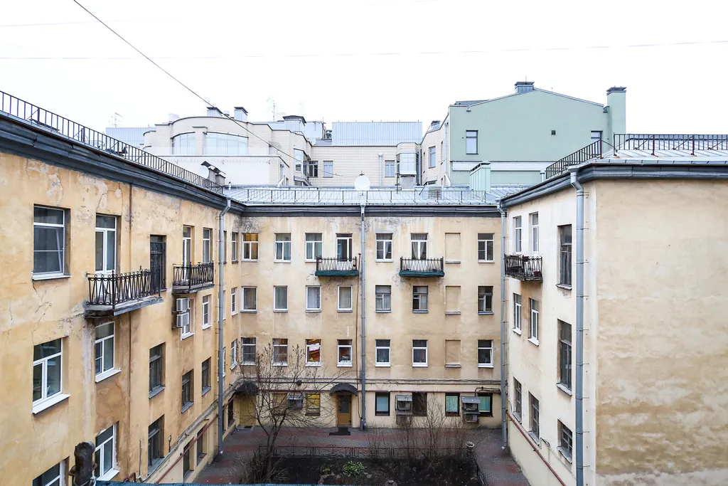 Трёхкомнатная квартира с изолированными комнатами и балконом