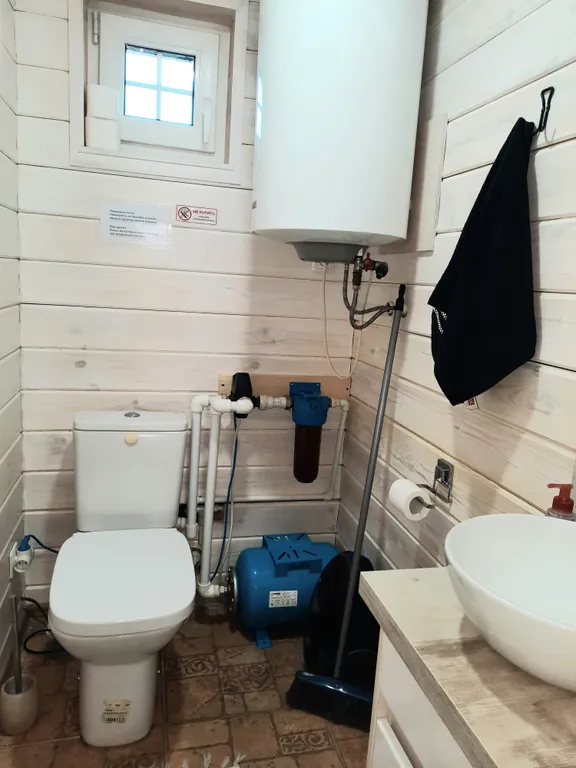 Уютный дом с дровяной баней и камином у Петергофа.