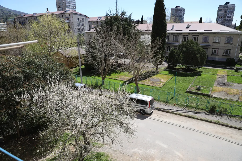 Уютная дизайнерская квартира в Гаграх