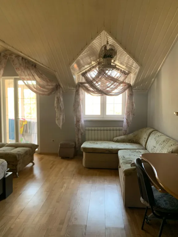 Двухкомнатная квартира с мансардой и парковкой