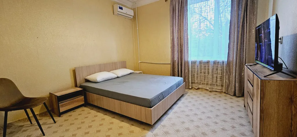 Квартира Просторная квартира с отдельной игровой комнатой — Ейск