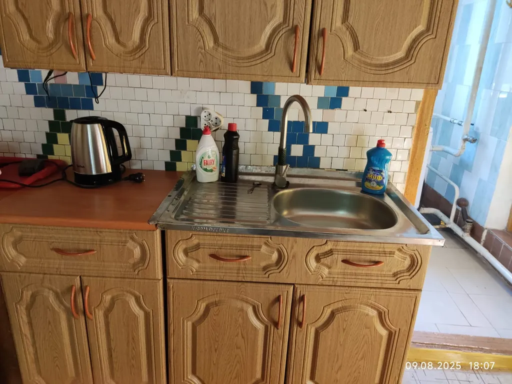 Большой дом у моря