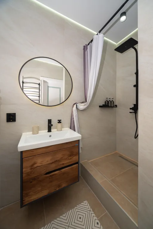 Апартаменты в Тюмени, глазцентр в шаговой доступности