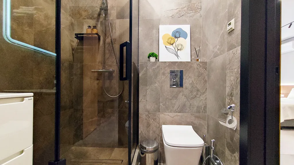 Просторная студия в центрое+бассейн и сауна