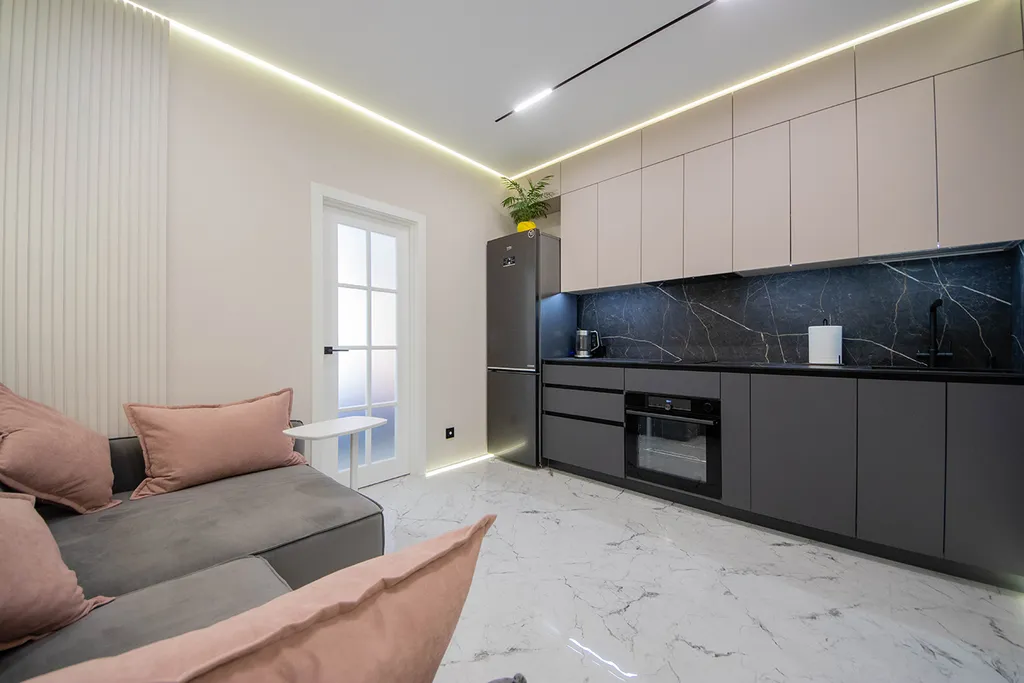 Дизайнерская квартира на берегу моря