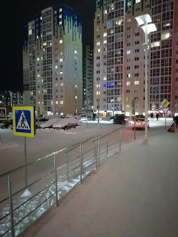 Честная квартира с балконом Четыре угла возле ТЦ Аура