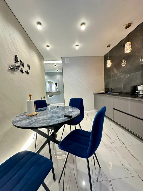 Апартаменты рядом со сквером