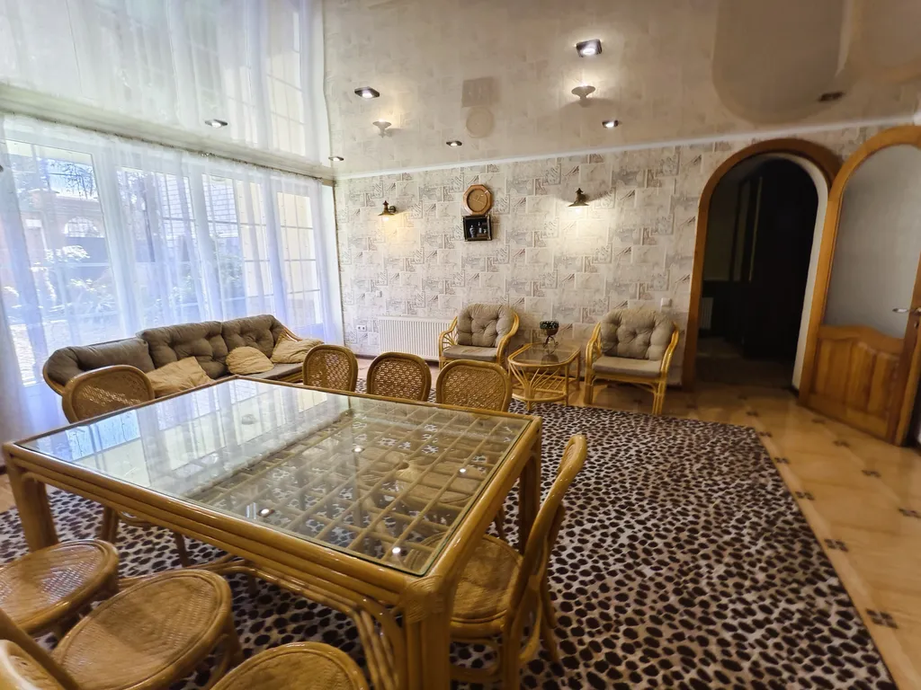 Ялтинская Вилла